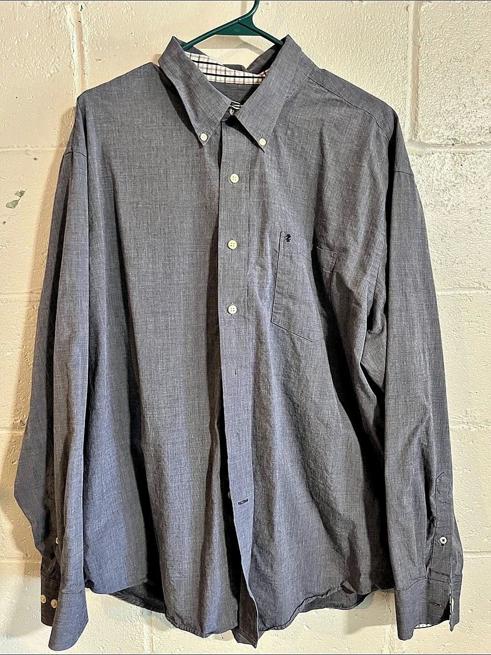 Izod 100% Cotton Checkered Button Down